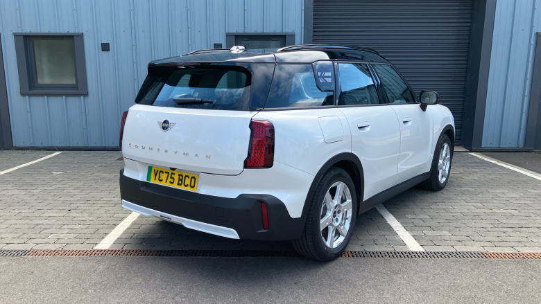 MINI Countryman 150kW E Monochrome 66kWh 5dr Auto Electric Hatchback